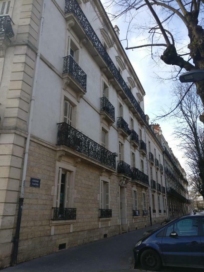 Studio Republique Apartment Dijon Exterior foto